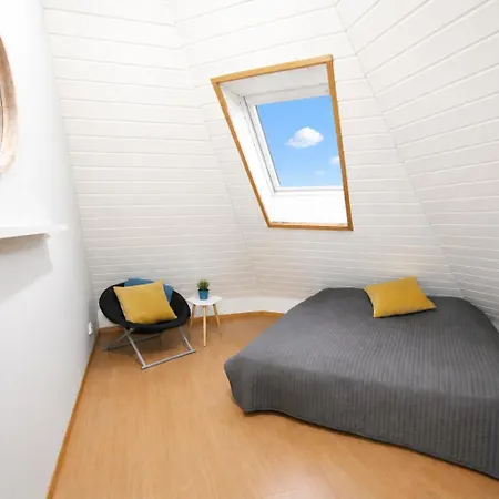 Floor - Unbeatable Location Bergen